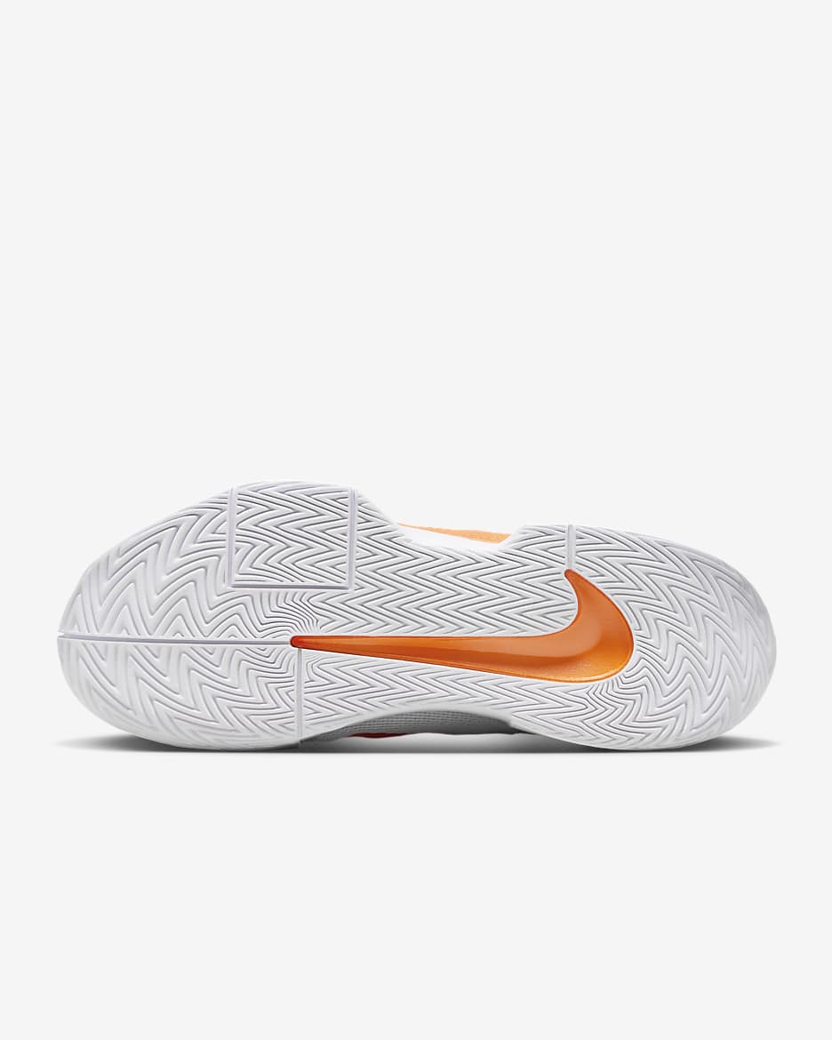 Nike hard sole shoes best sale